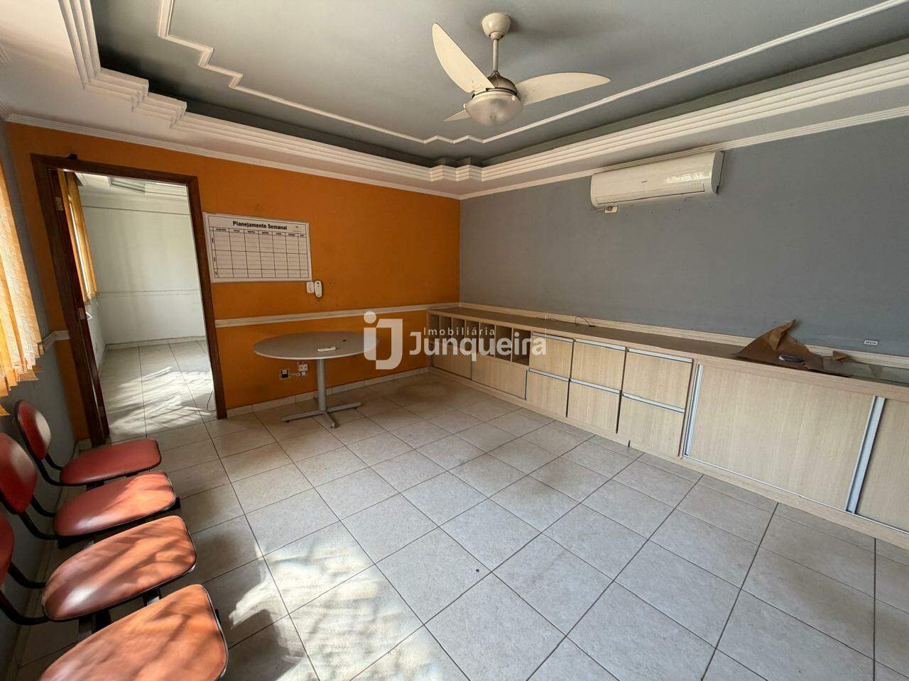 Galpão para alugar, no bairro Jaraguá em Piracicaba - SP