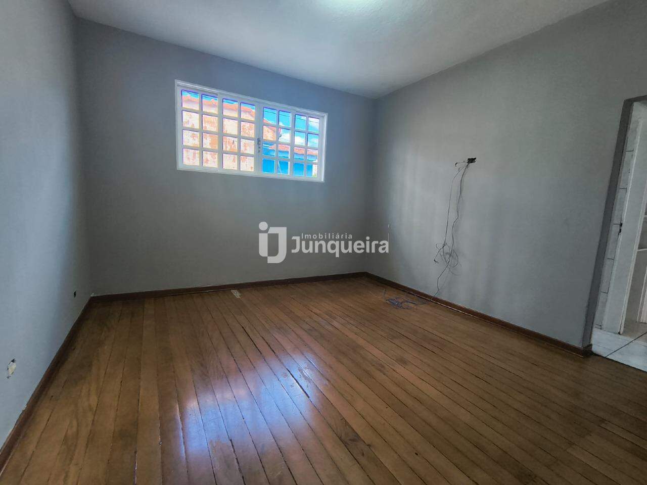 Casa Comercial para alugar, 1 vaga, no bairro Jardim Europa em Piracicaba - SP