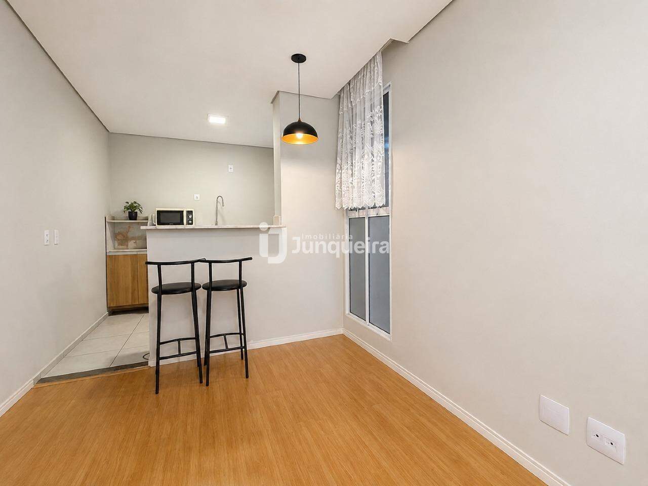 Apartamento à venda no Parque Paladino, 2 quartos, 1 vaga, no bairro Piracicamirim em Piracicaba - SP
