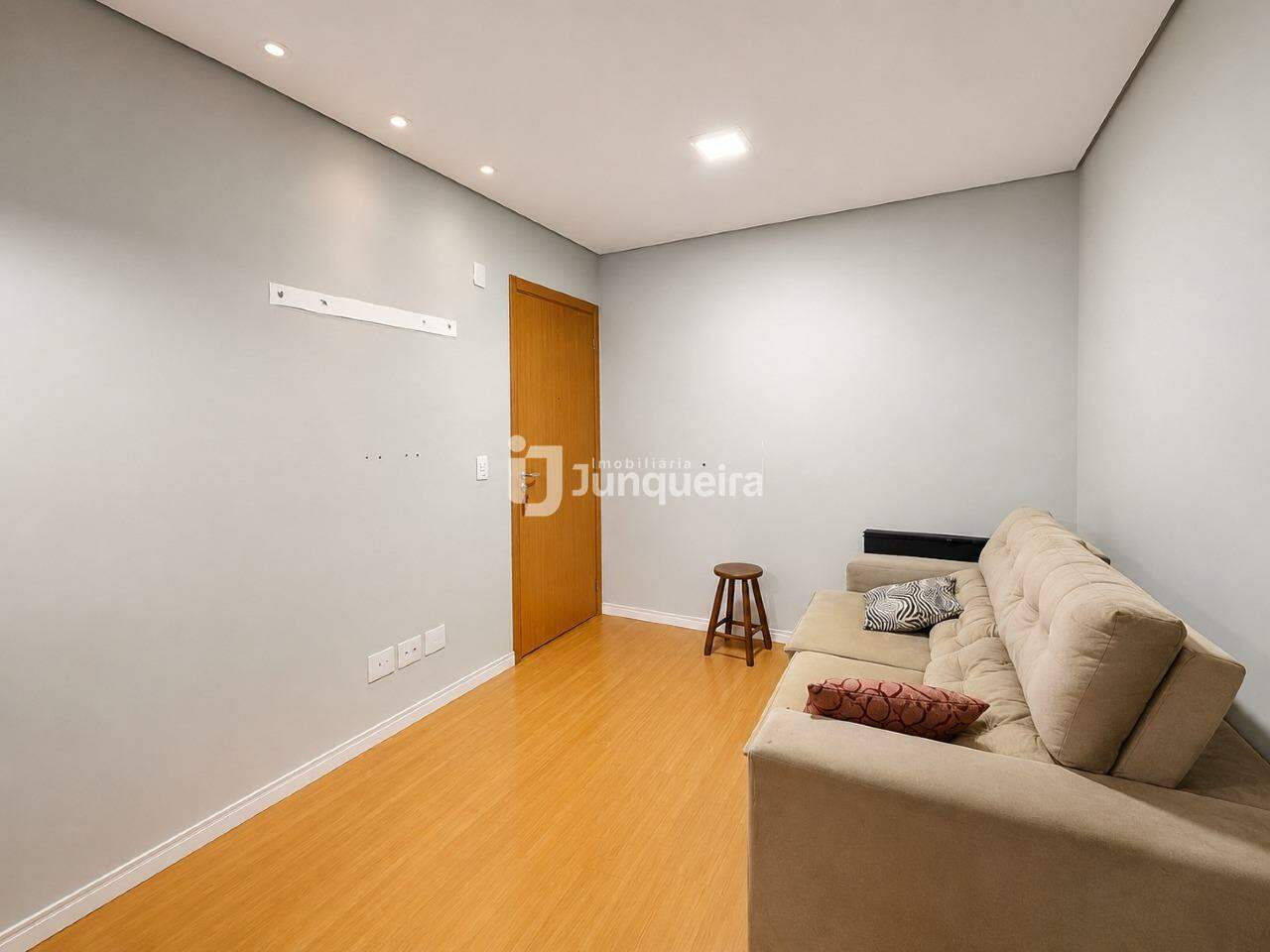 Apartamento à venda no Parque Paladino, 2 quartos, 1 vaga, no bairro Piracicamirim em Piracicaba - SP