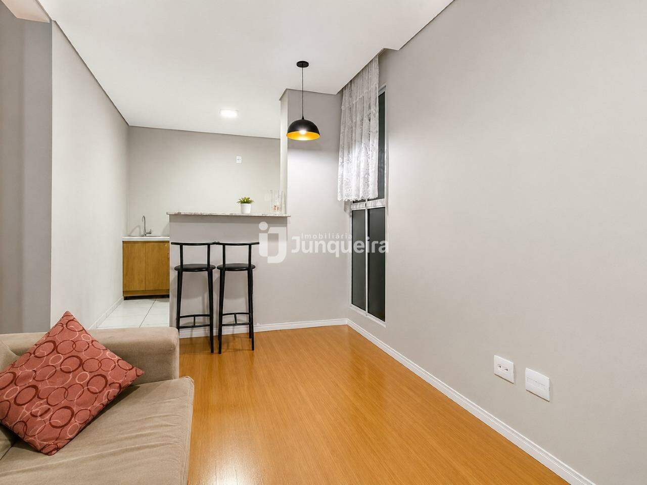 Apartamento à venda no Parque Paladino, 2 quartos, 1 vaga, no bairro Piracicamirim em Piracicaba - SP