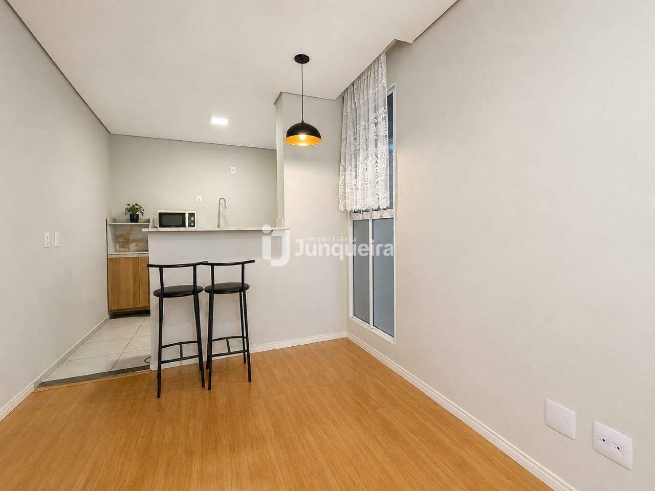 Apartamento à venda no Parque Paladino, 2 quartos, 1 vaga, no bairro Piracicamirim em Piracicaba - SP