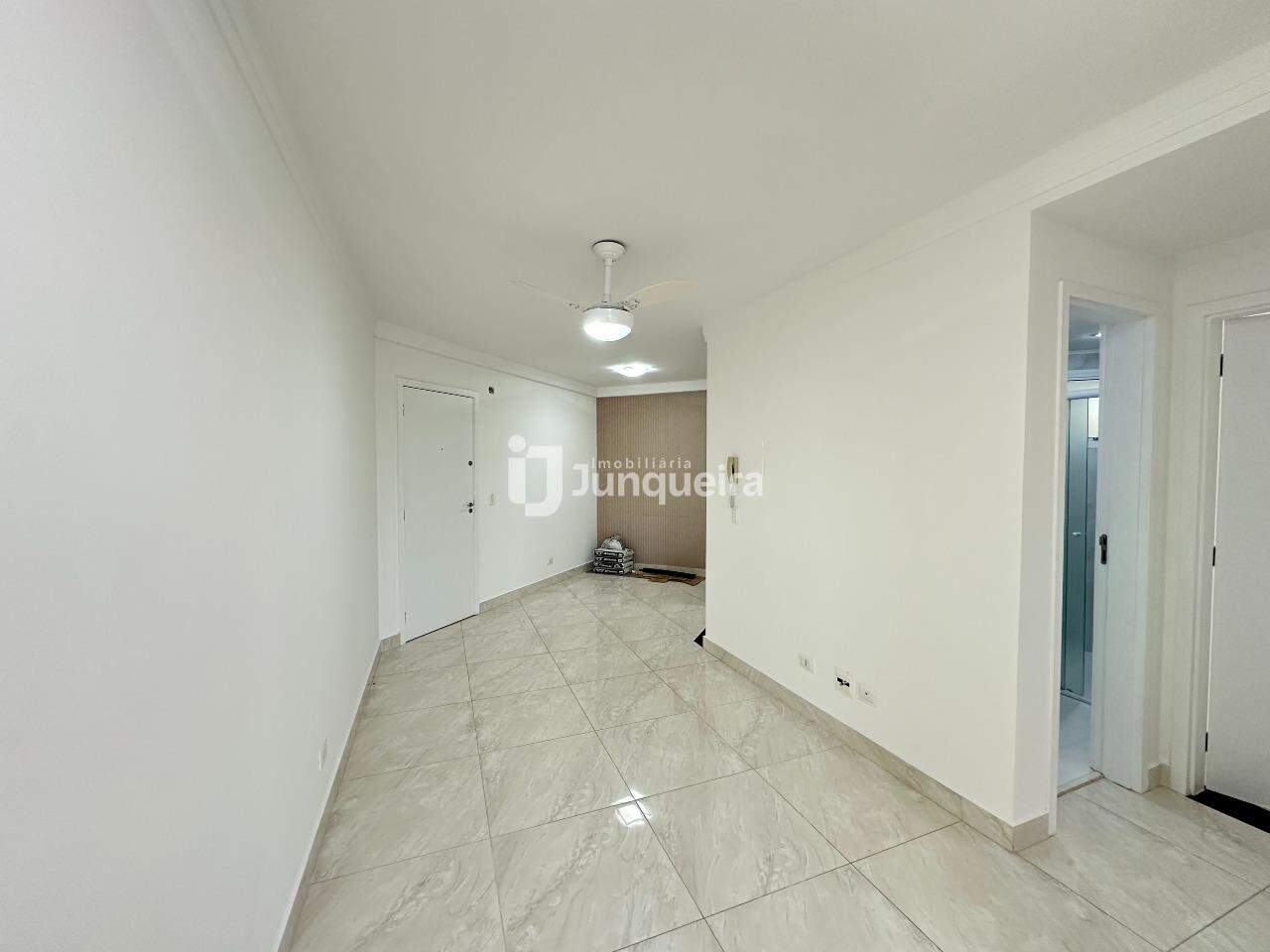 Apartamento à venda no Mirage, 2 quartos, sendo 1 suíte, 1 vaga, no bairro Paulicéia em Piracicaba - SP