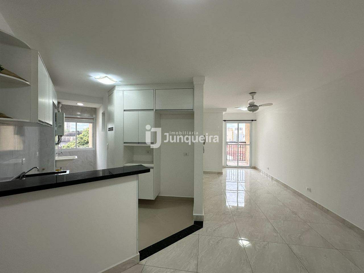 Apartamento à venda no Mirage, 2 quartos, sendo 1 suíte, 1 vaga, no bairro Paulicéia em Piracicaba - SP
