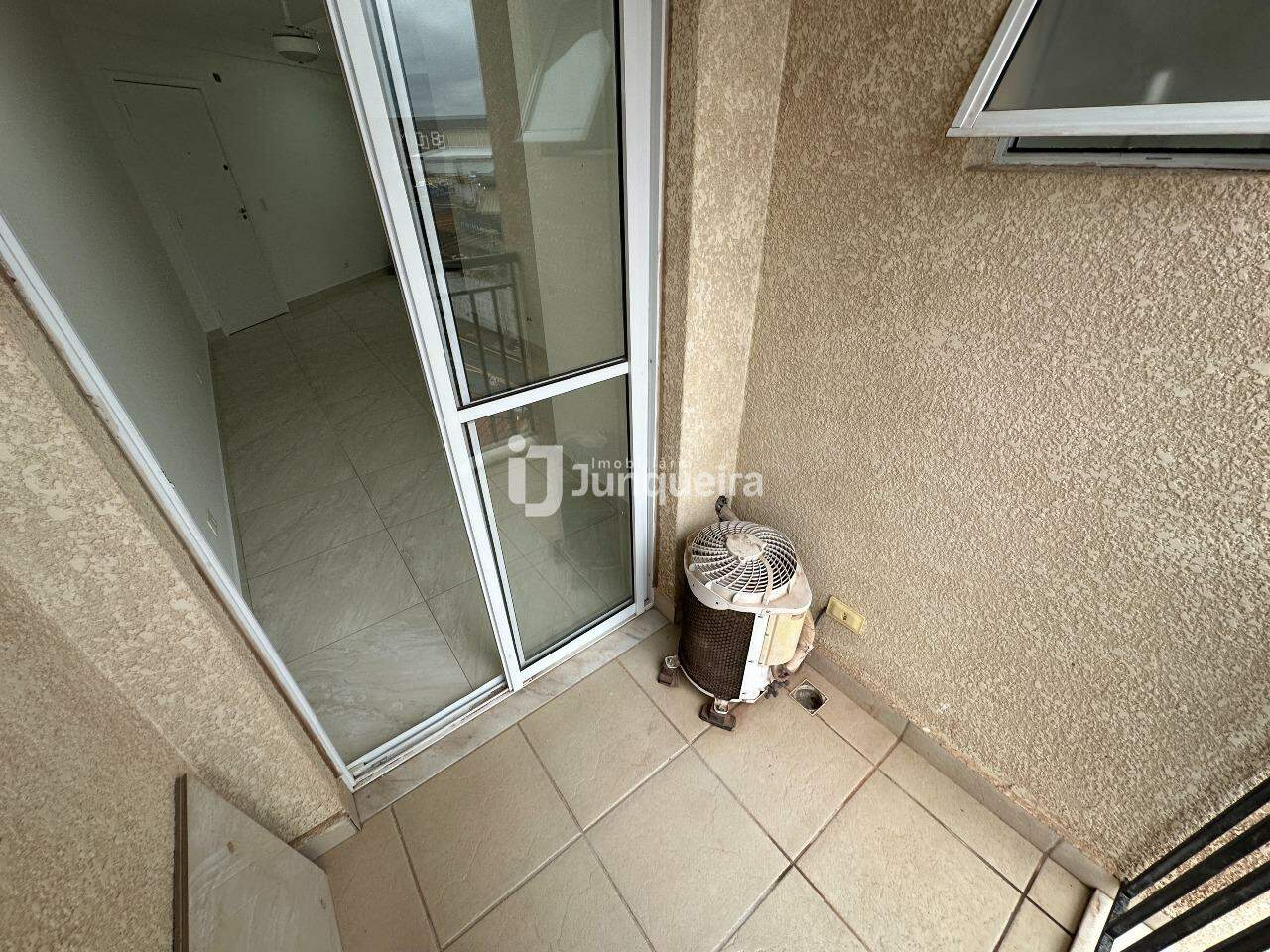 Apartamento à venda no Mirage, 2 quartos, sendo 1 suíte, 1 vaga, no bairro Paulicéia em Piracicaba - SP