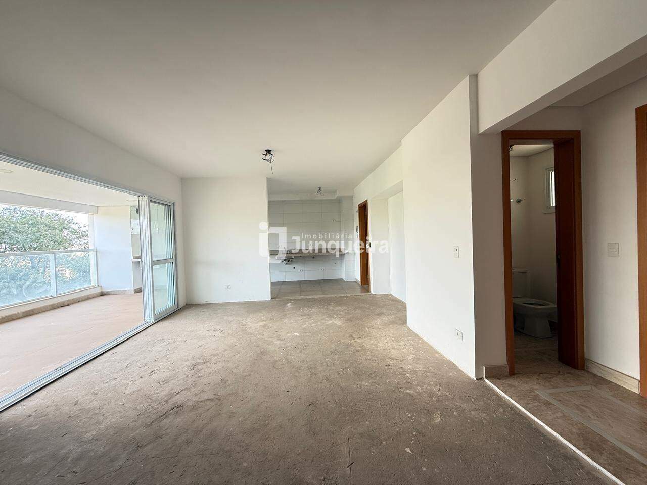 Apartamento à venda no Noemia Petrin, 3 quartos, sendo 3 suítes, 2 vagas, no bairro São Dimas em Piracicaba - SP