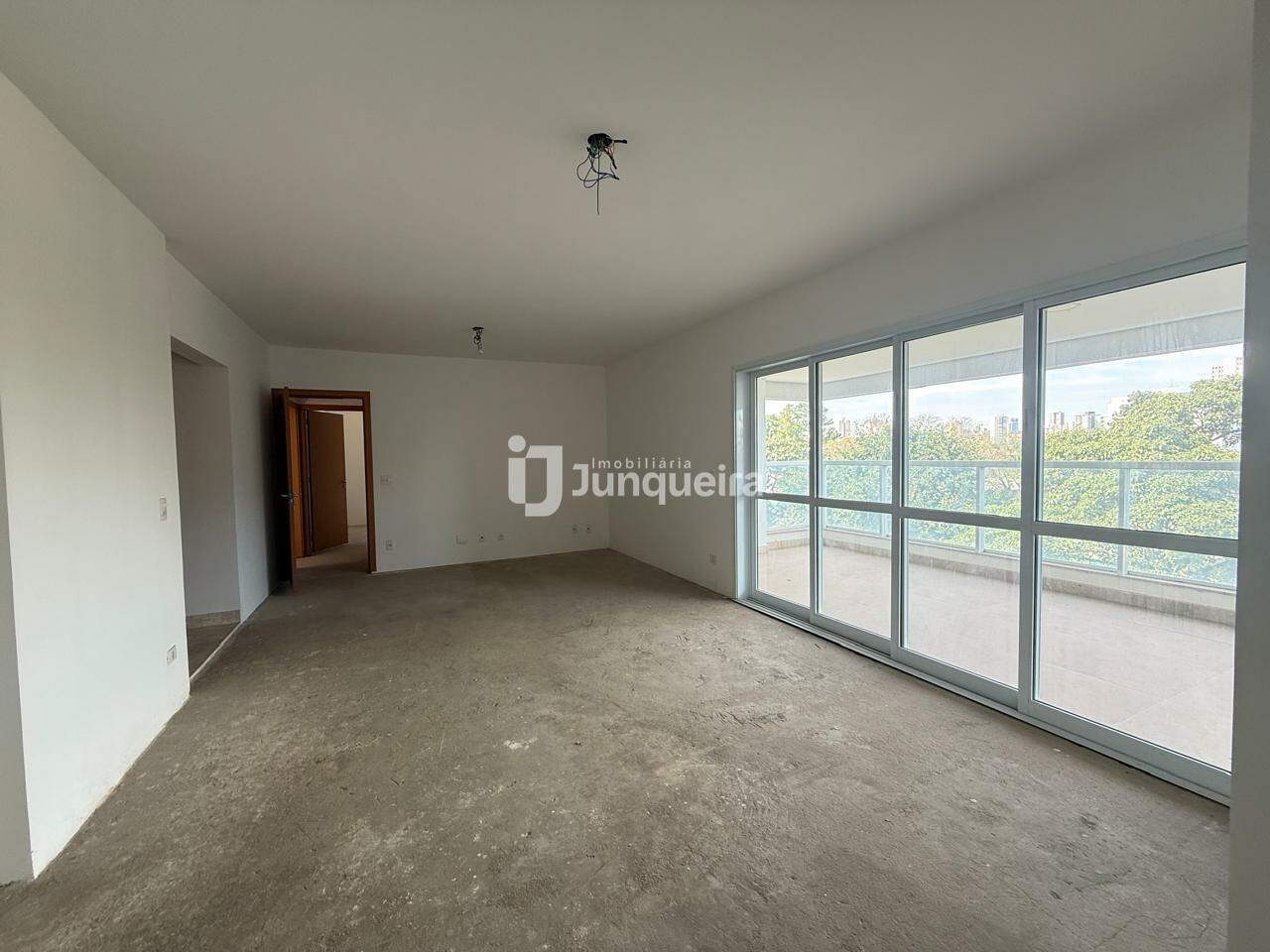 Apartamento à venda no Noemia Petrin, 3 quartos, sendo 3 suítes, 2 vagas, no bairro São Dimas em Piracicaba - SP