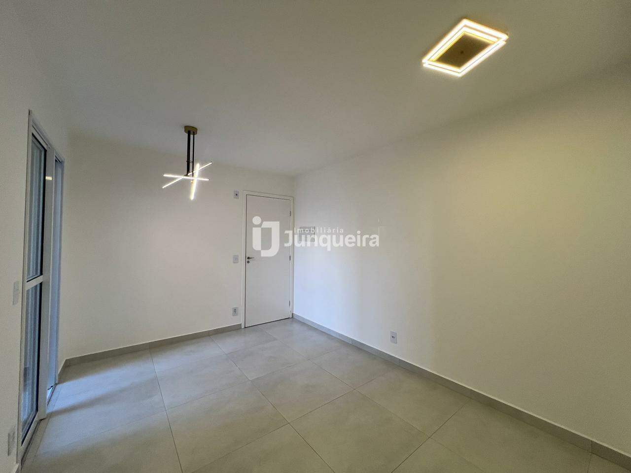 Apartamento para alugar no Residencial Top Life III, 2 quartos, 1 vaga, no bairro Jardim Abaeté em Piracicaba - SP