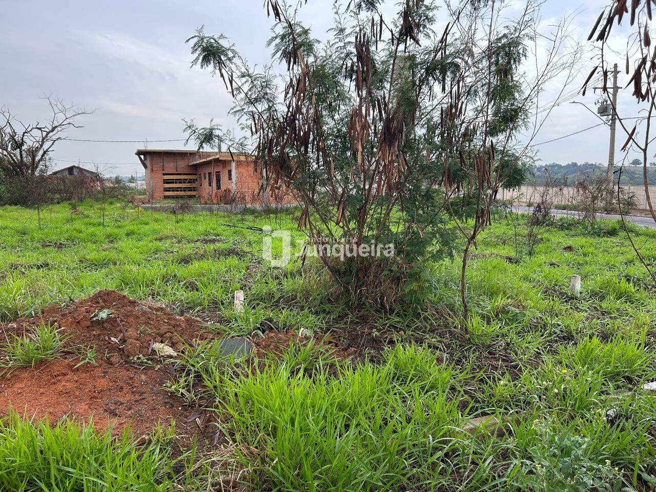Terreno à venda, no bairro Vale do Sol em Piracicaba - SP