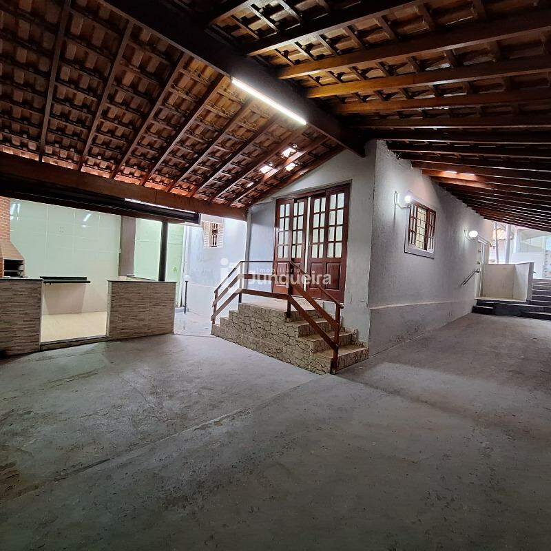 Casa à venda, 4 quartos, 4 vagas, no bairro Jardim Itapuã em Piracicaba - SP
