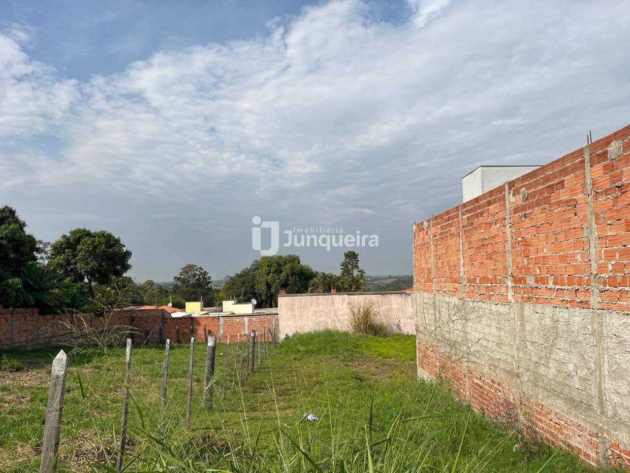 Terreno à venda, no bairro Vale do Sol em Piracicaba - SP