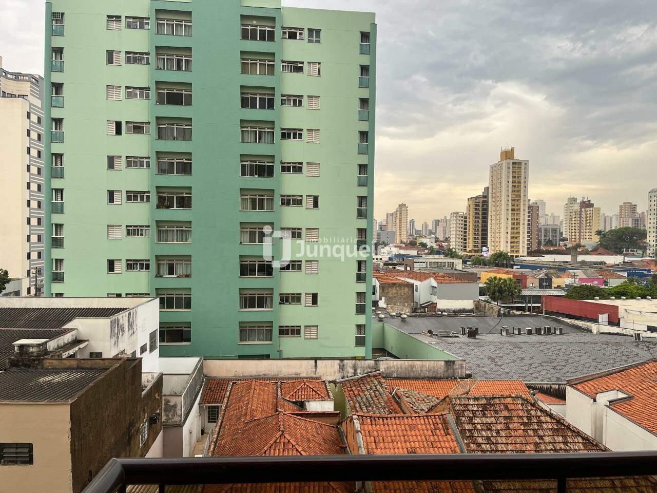 Apartamento à venda no Edifício Joca Adamoli, 3 quartos, sendo 1 suíte, 1 vaga, no bairro Centro em Piracicaba - SP