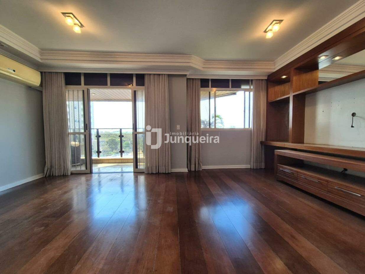 Apartamento à venda no Luiz de Queiroz, 3 quartos, sendo 1 suíte, 3 vagas, no bairro São Dimas em Piracicaba - SP