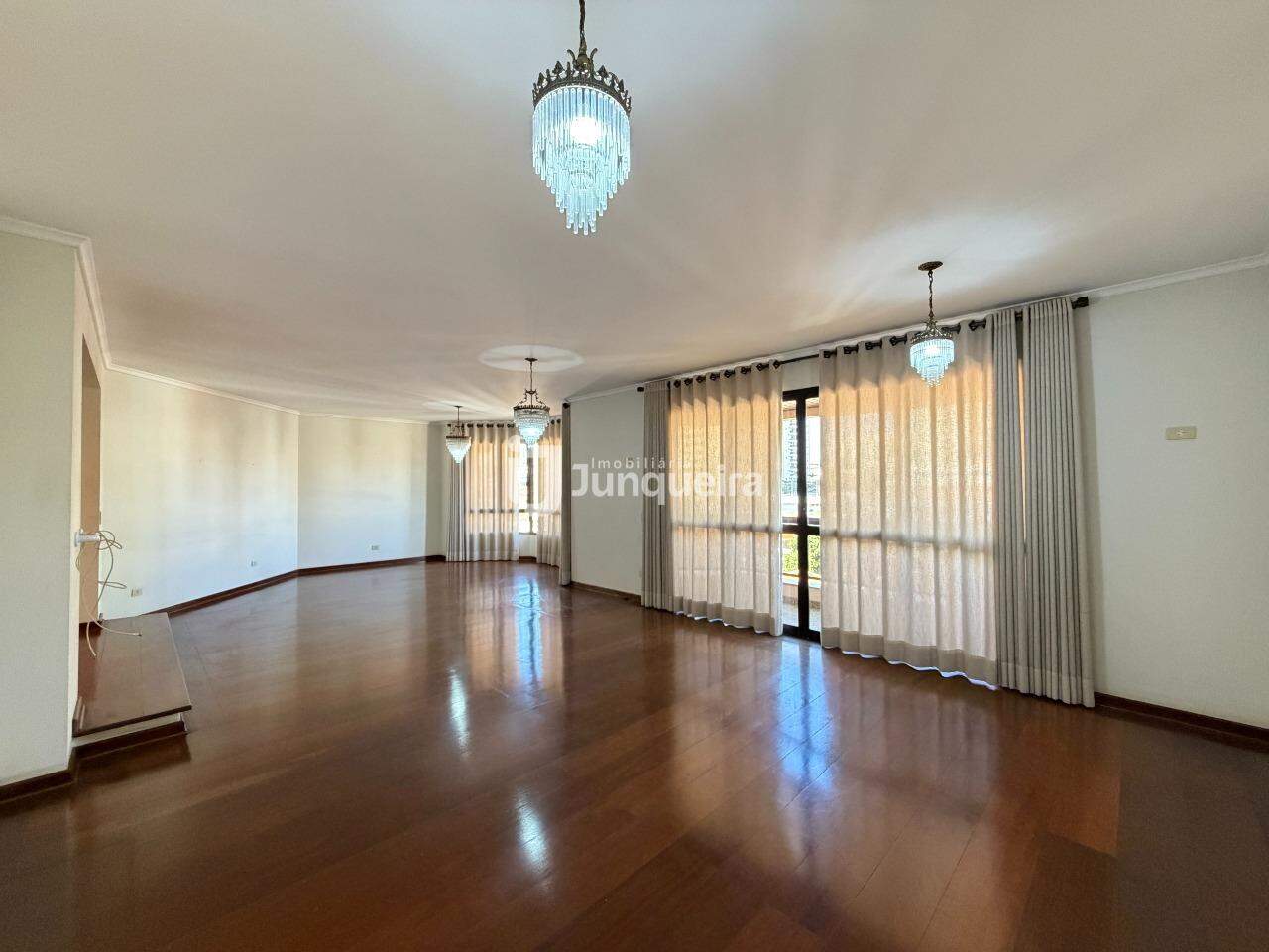 Apartamento à venda no Cap Ferrat, 3 quartos, sendo 1 suíte, 2 vagas, no bairro Cidade Alta em Piracicaba - SP