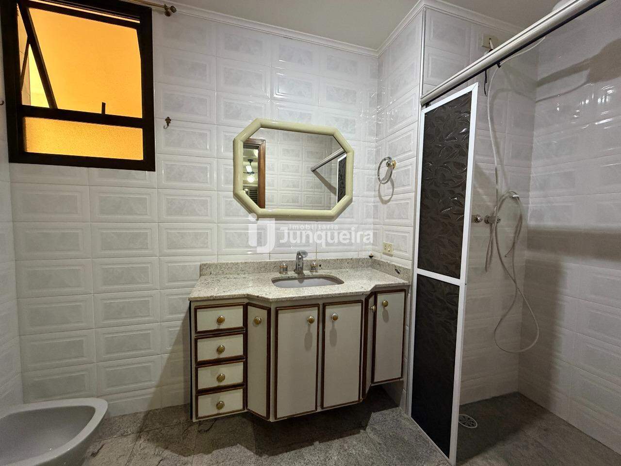 Apartamento à venda no Cap Ferrat, 3 quartos, sendo 1 suíte, 2 vagas, no bairro Cidade Alta em Piracicaba - SP