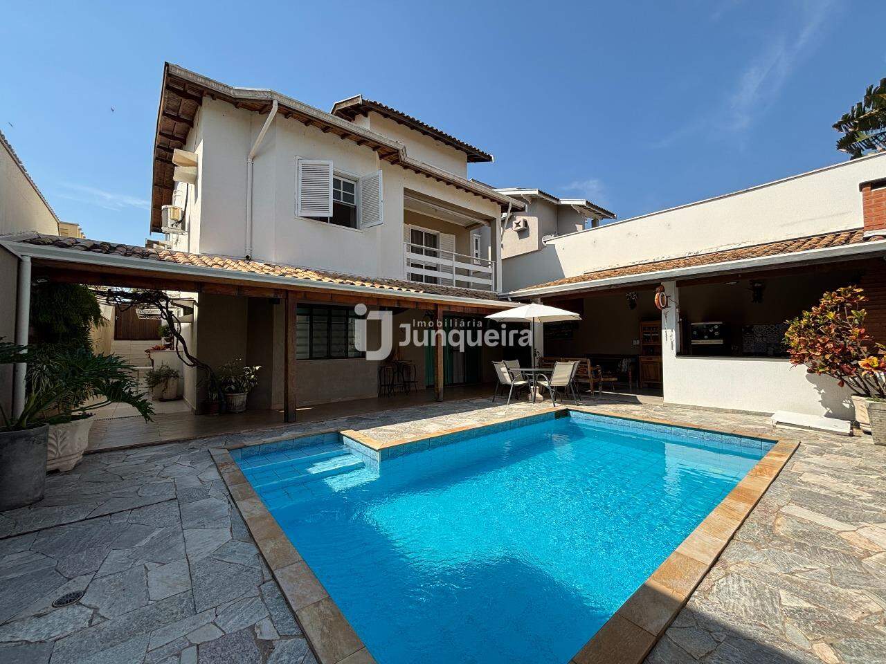 Casa em Condomínio à venda no Terras de Piracicaba II, 4 quartos, sendo 1 suíte, 4 vagas, no bairro Terras de Piracicaba II em Piracicaba - SP