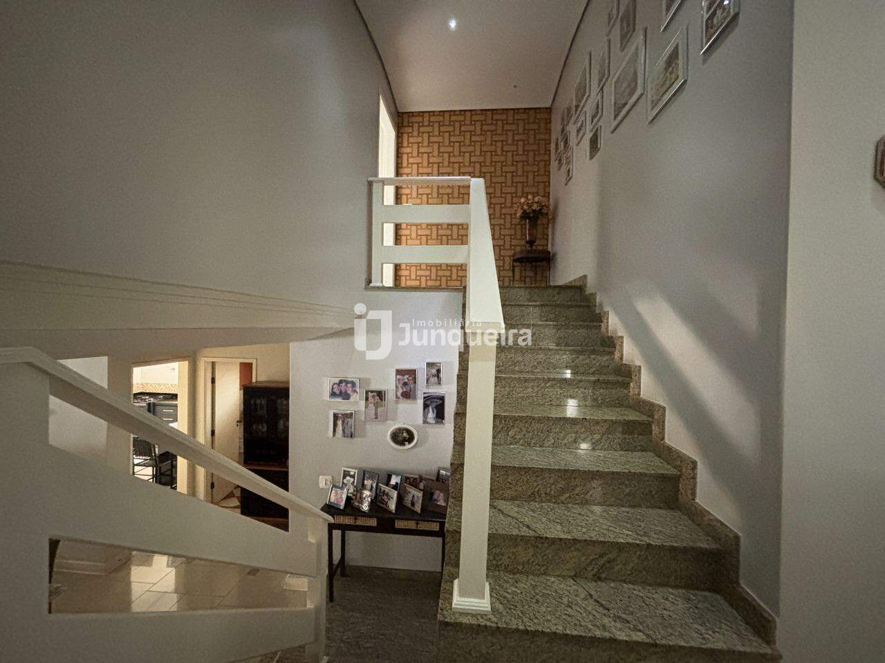 Casa em Condomínio à venda no Terras de Piracicaba II, 4 quartos, sendo 1 suíte, 4 vagas, no bairro Terras de Piracicaba II em Piracicaba - SP