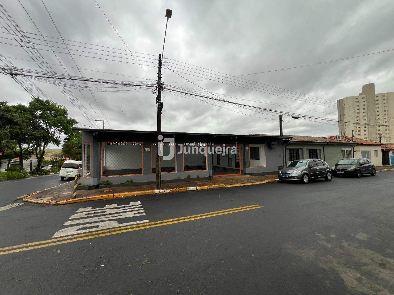 Salão para alugar, no bairro Jardim Bom Jesus I em Rio das Pedras - SP