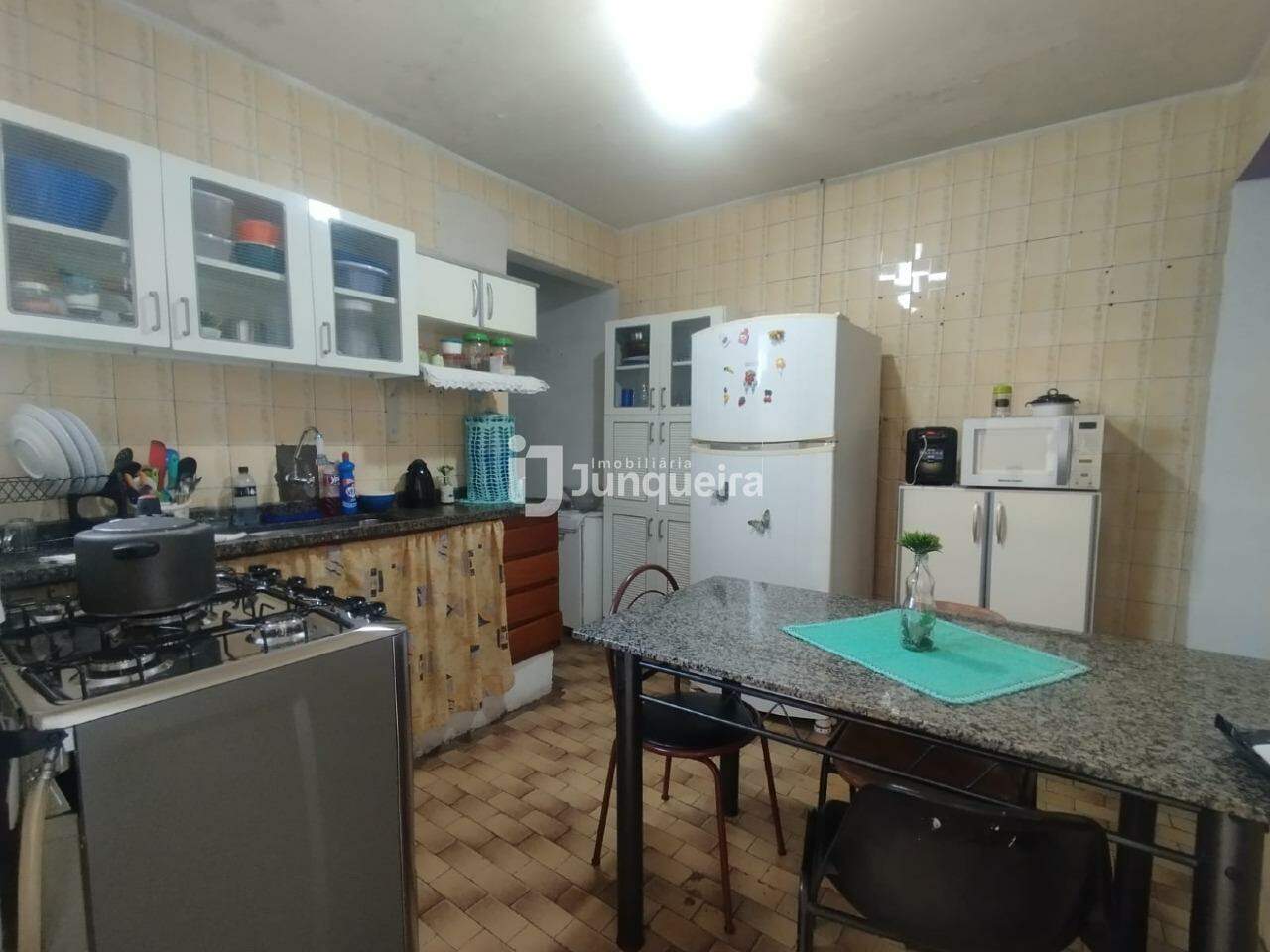 Casa à venda, 3 quartos, 2 vagas, no bairro Nova América em Piracicaba - SP