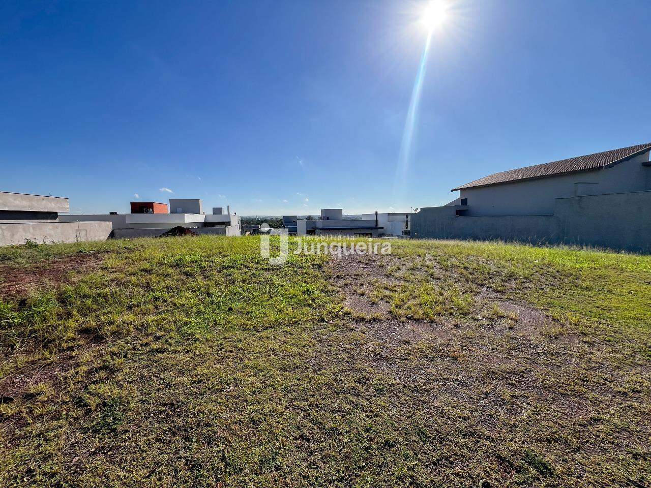 Terreno em Condomínio à venda no Soleil , no bairro Soleil em Piracicaba - SP