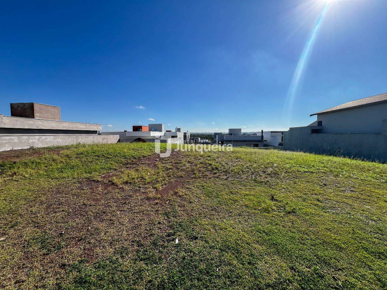 Terreno em Condomínio à venda no Soleil , no bairro Soleil em Piracicaba - SP