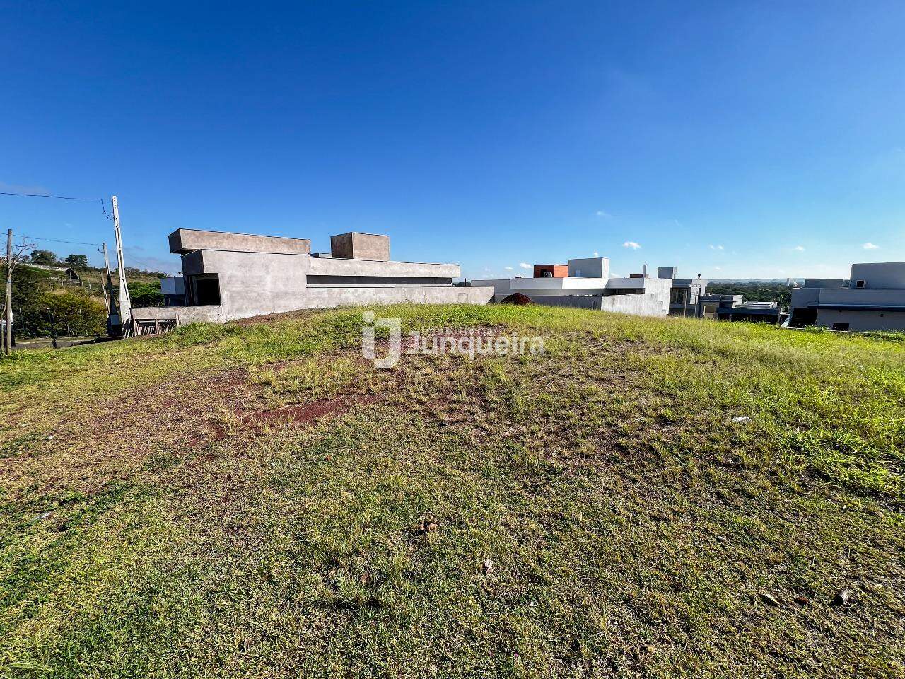 Terreno em Condomínio à venda no Soleil , no bairro Soleil em Piracicaba - SP