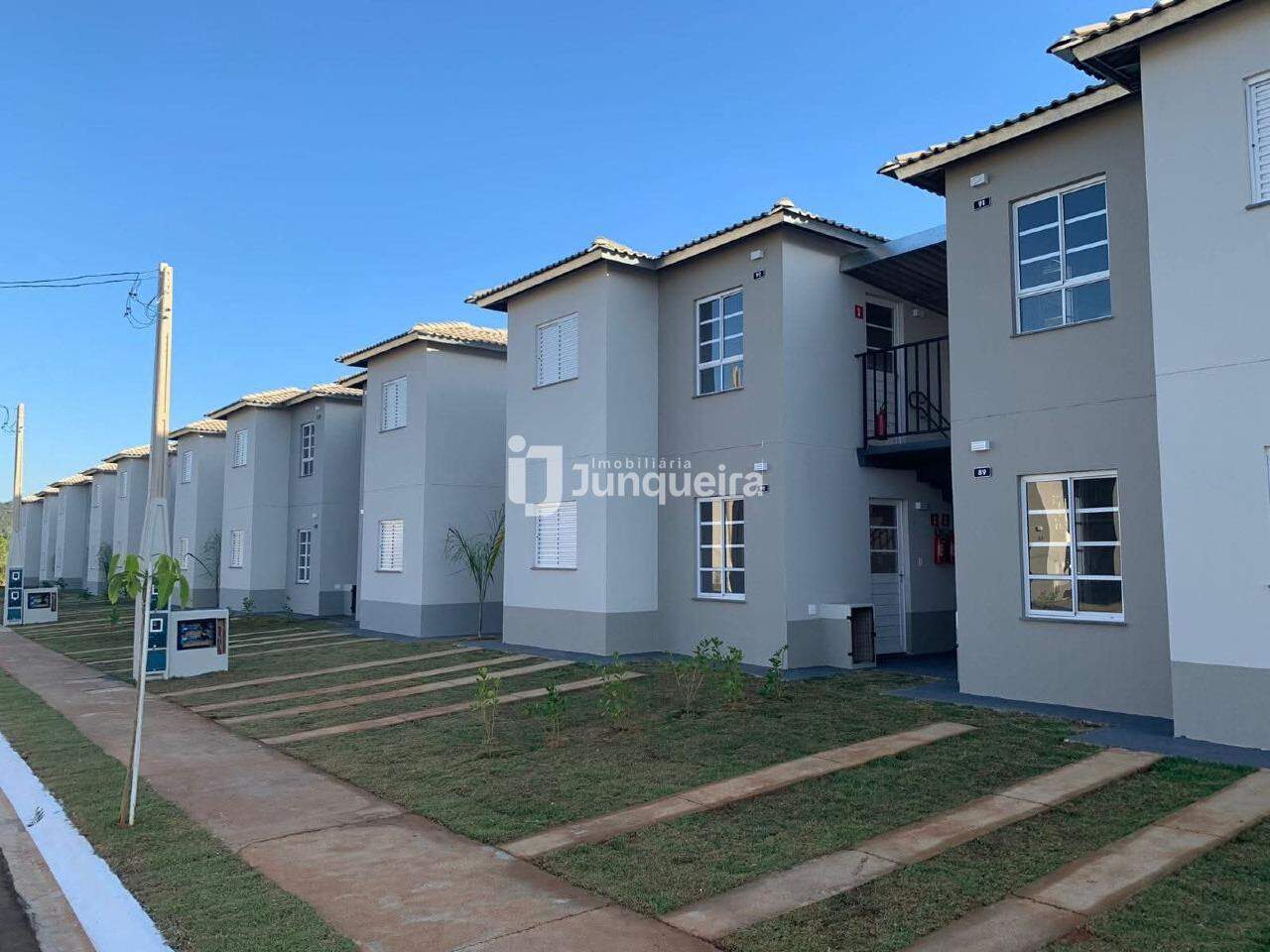 Apartamento para alugar no Residencial Nova Suiça VII, 2 quartos, 1 vaga, no bairro São Jorge em Piracicaba - SP