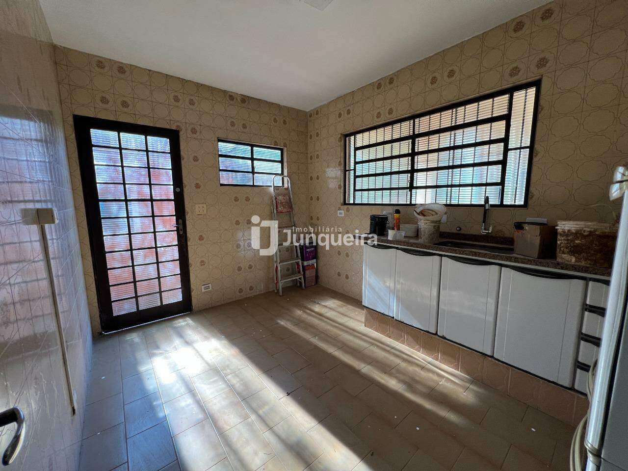 Chácara para alugar, 2 quartos, 2 vagas, no bairro Chácaras Água Branca em Piracicaba - SP