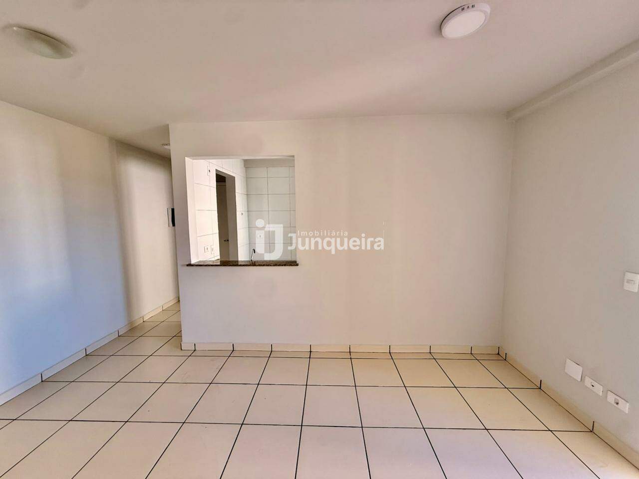 Apartamento à venda no Las Palmas, 2 quartos, 1 vaga, no bairro Jardim Nova Iguaçu em Piracicaba - SP