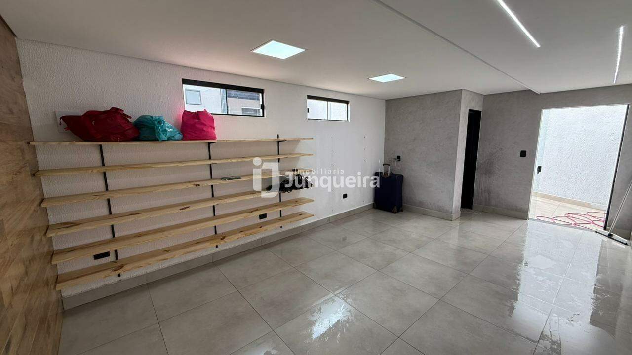 Casa para alugar, 3 quartos, sendo 1 suíte, 3 vagas, no bairro Jaraguá em Piracicaba - SP