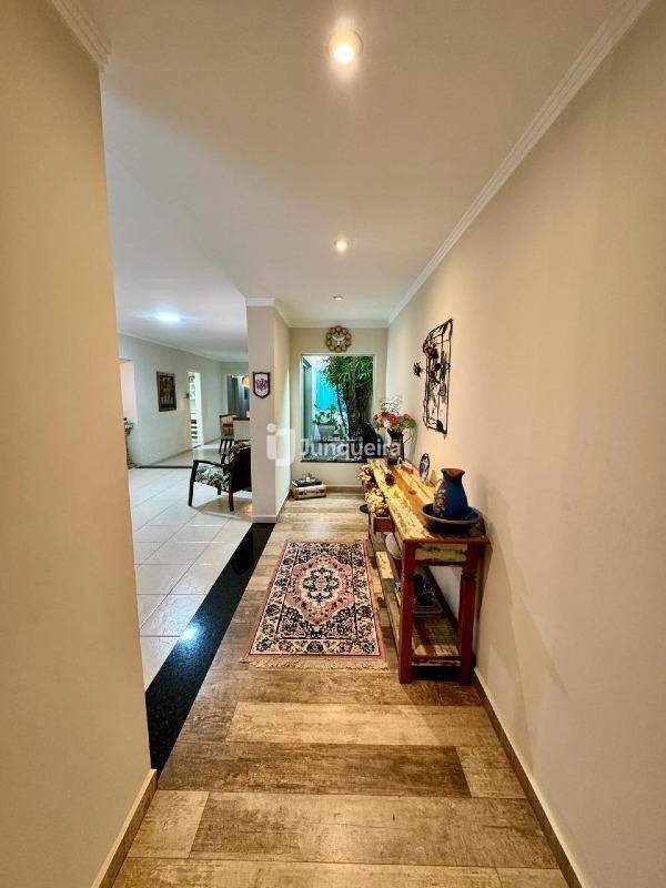 Casa à venda, 3 quartos, sendo 2 suítes, 4 vagas, no bairro Nova Piracicaba em Piracicaba - SP