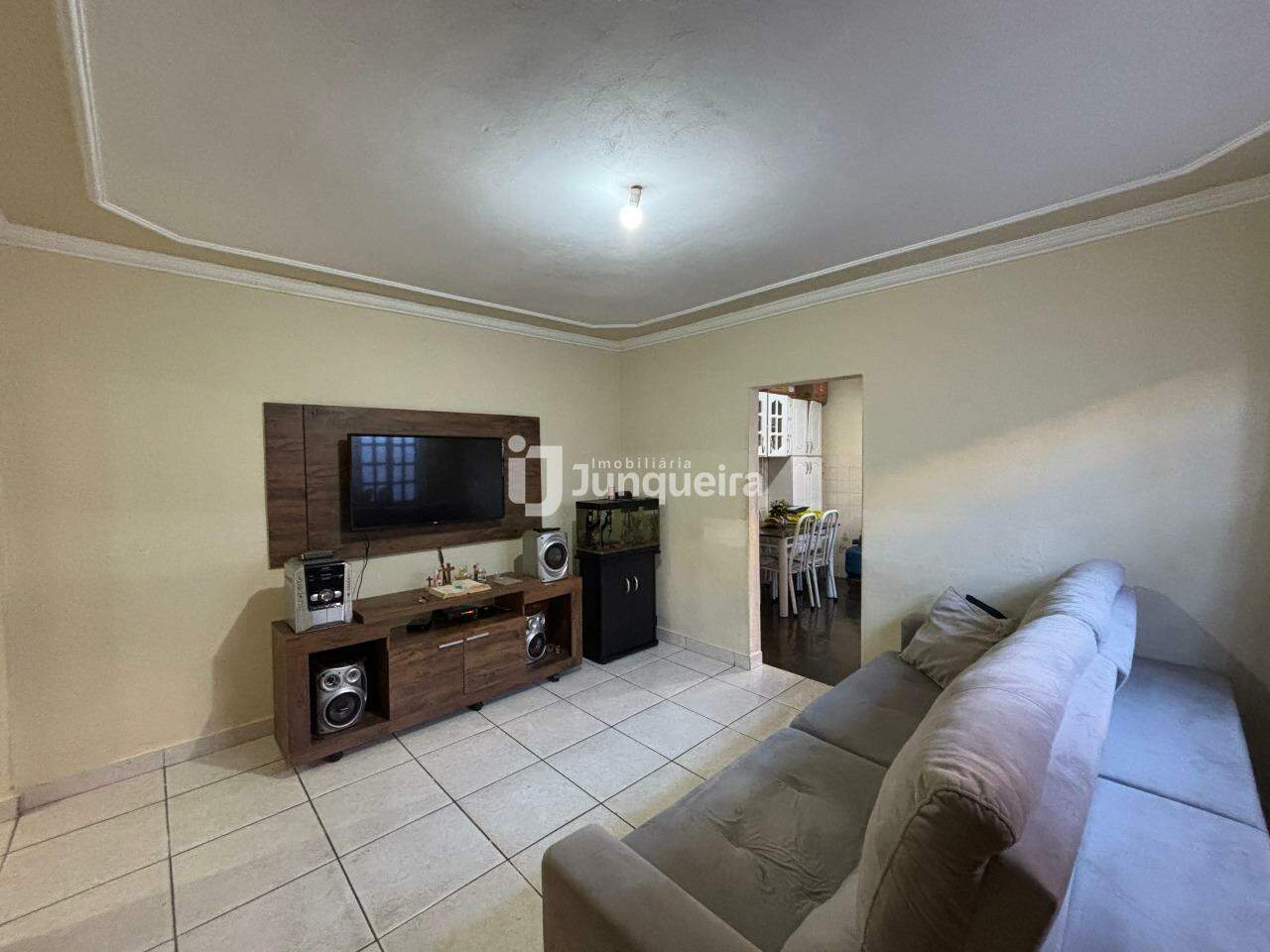 Casa à venda, 2 quartos, 1 vaga, no bairro Vila Rezende em Piracicaba - SP