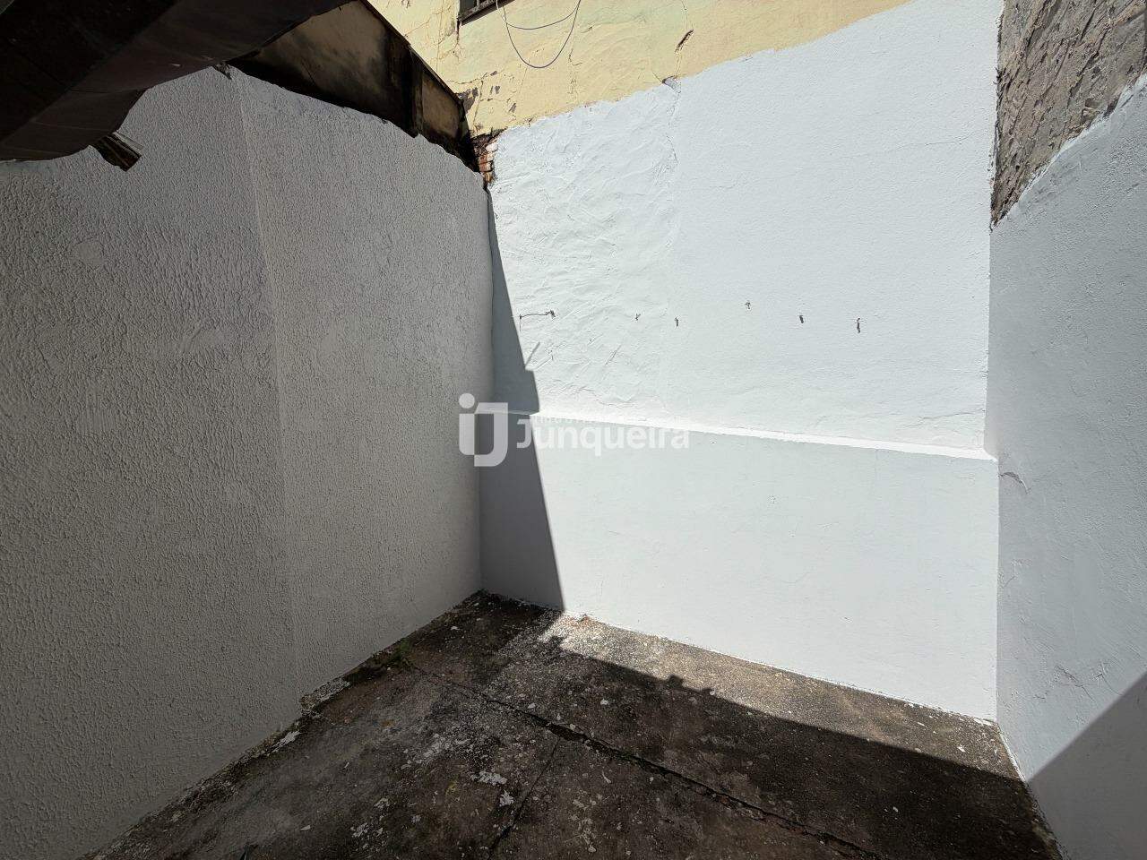 Casa à venda, 2 quartos, no bairro Cidade Alta em Piracicaba - SP