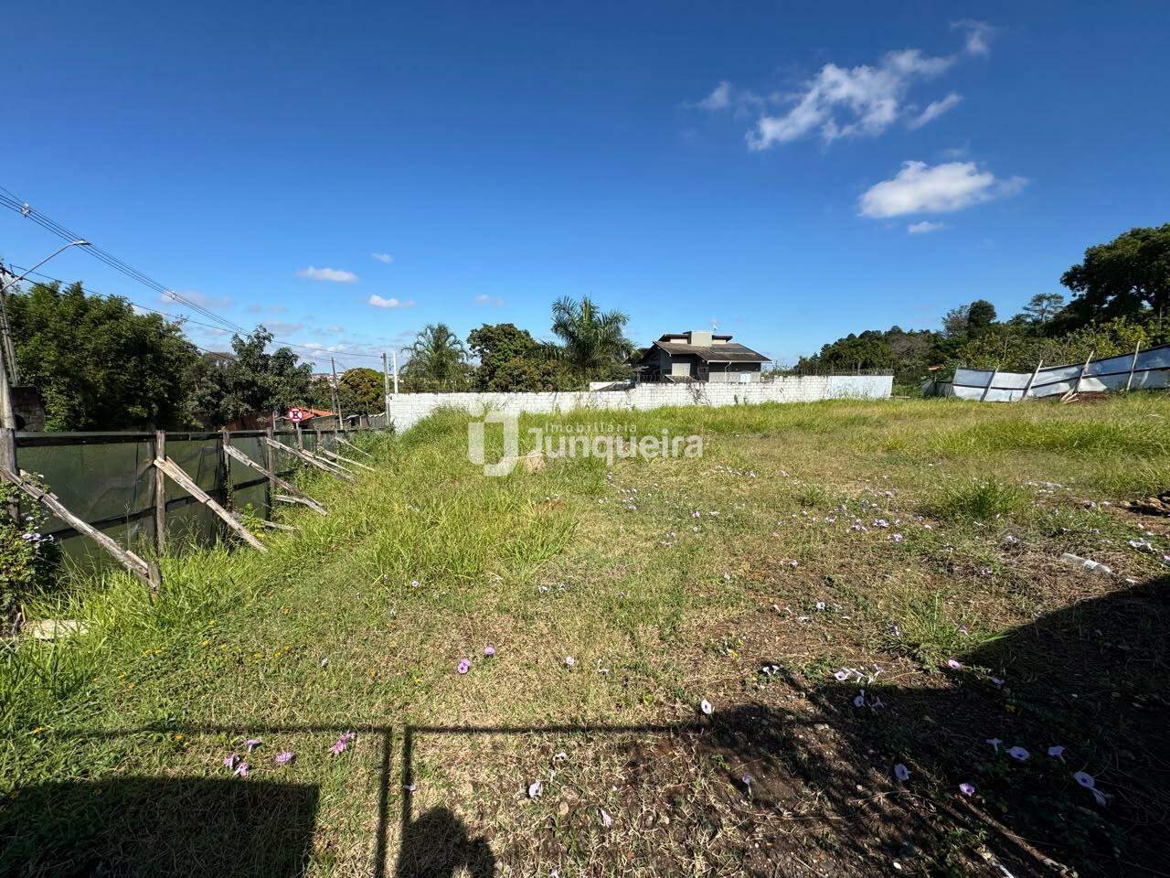 Terreno à venda, no bairro Glebas Natalinas em Piracicaba - SP