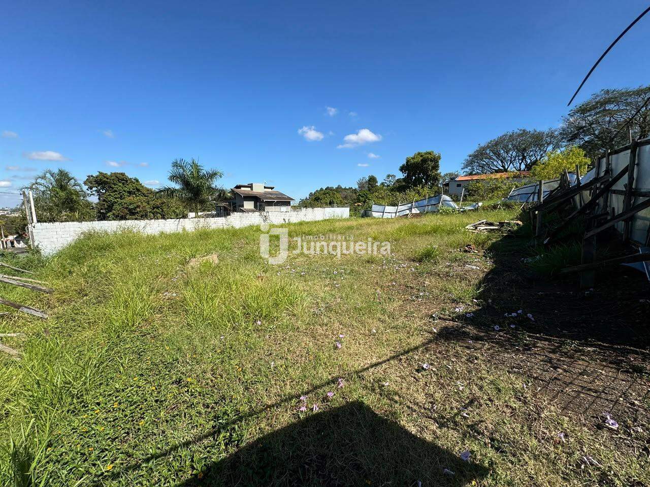 Terreno à venda, no bairro Glebas Natalinas em Piracicaba - SP