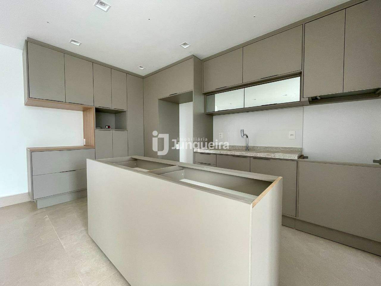 Apartamento para alugar no Edifício L’Essence, 3 quartos, sendo 3 suítes, 2 vagas, no bairro São Dimas em Piracicaba - SP