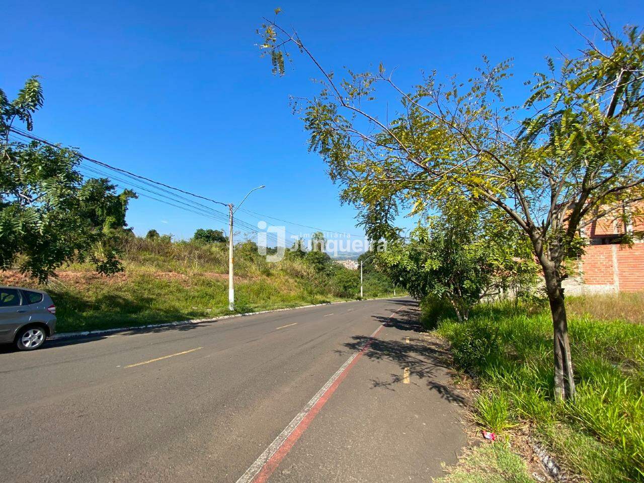 Terreno à venda, no bairro Vale do Sol em Piracicaba - SP