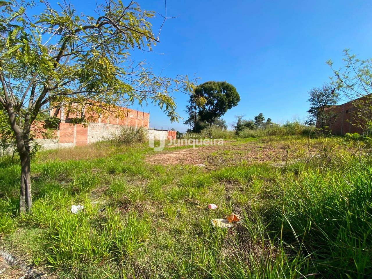 Terreno à venda, no bairro Vale do Sol em Piracicaba - SP
