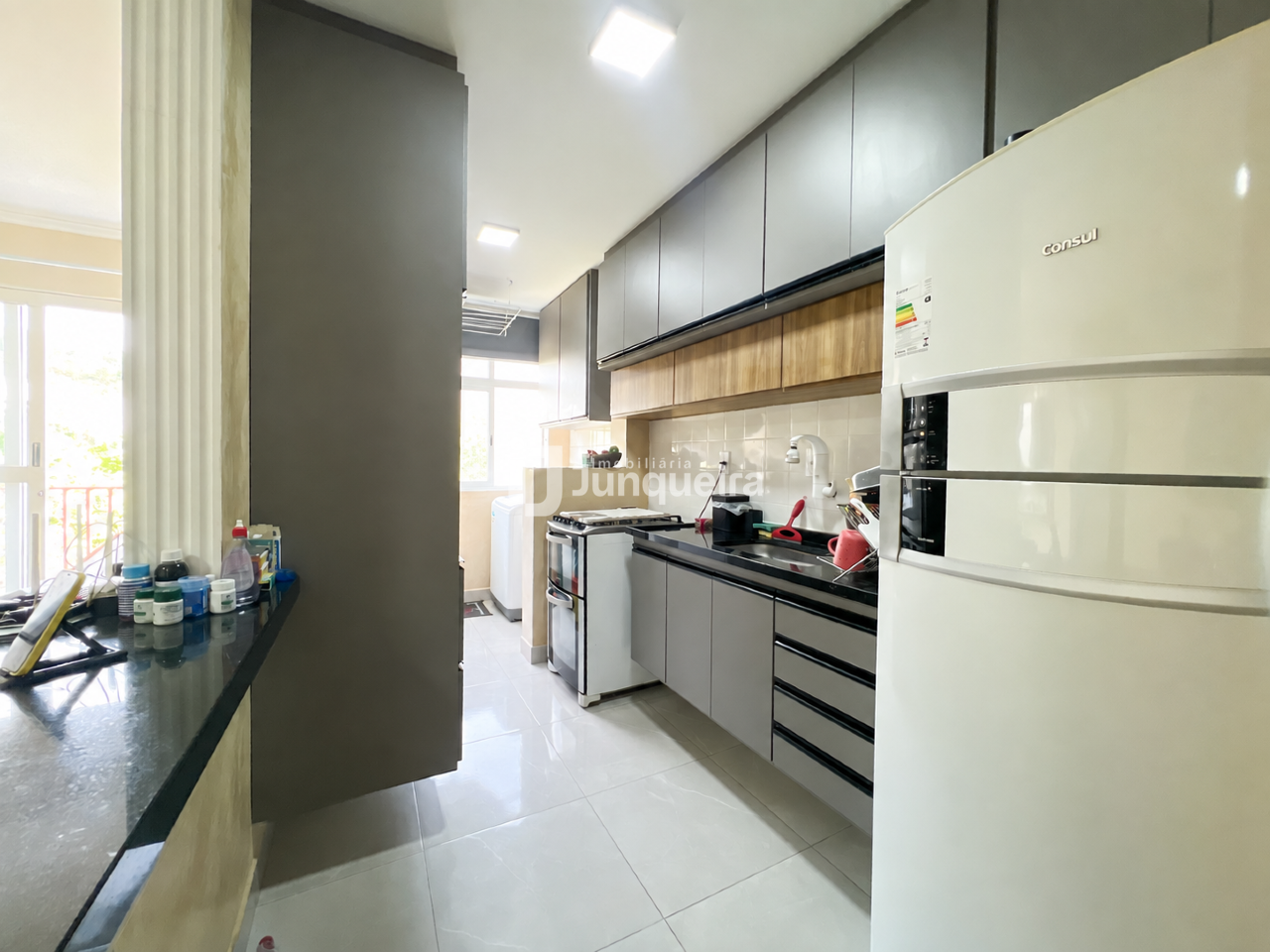 Apartamento à venda no Colinas de Piracicaba , 2 quartos, 1 vaga, no bairro Glebas Califórnia em Piracicaba - SP