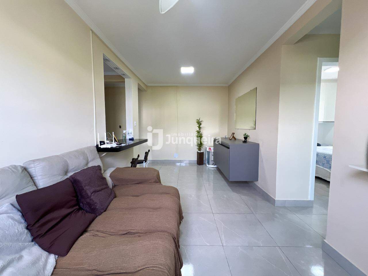 Apartamento à venda no Colinas de Piracicaba , 2 quartos, 1 vaga, no bairro Glebas Califórnia em Piracicaba - SP