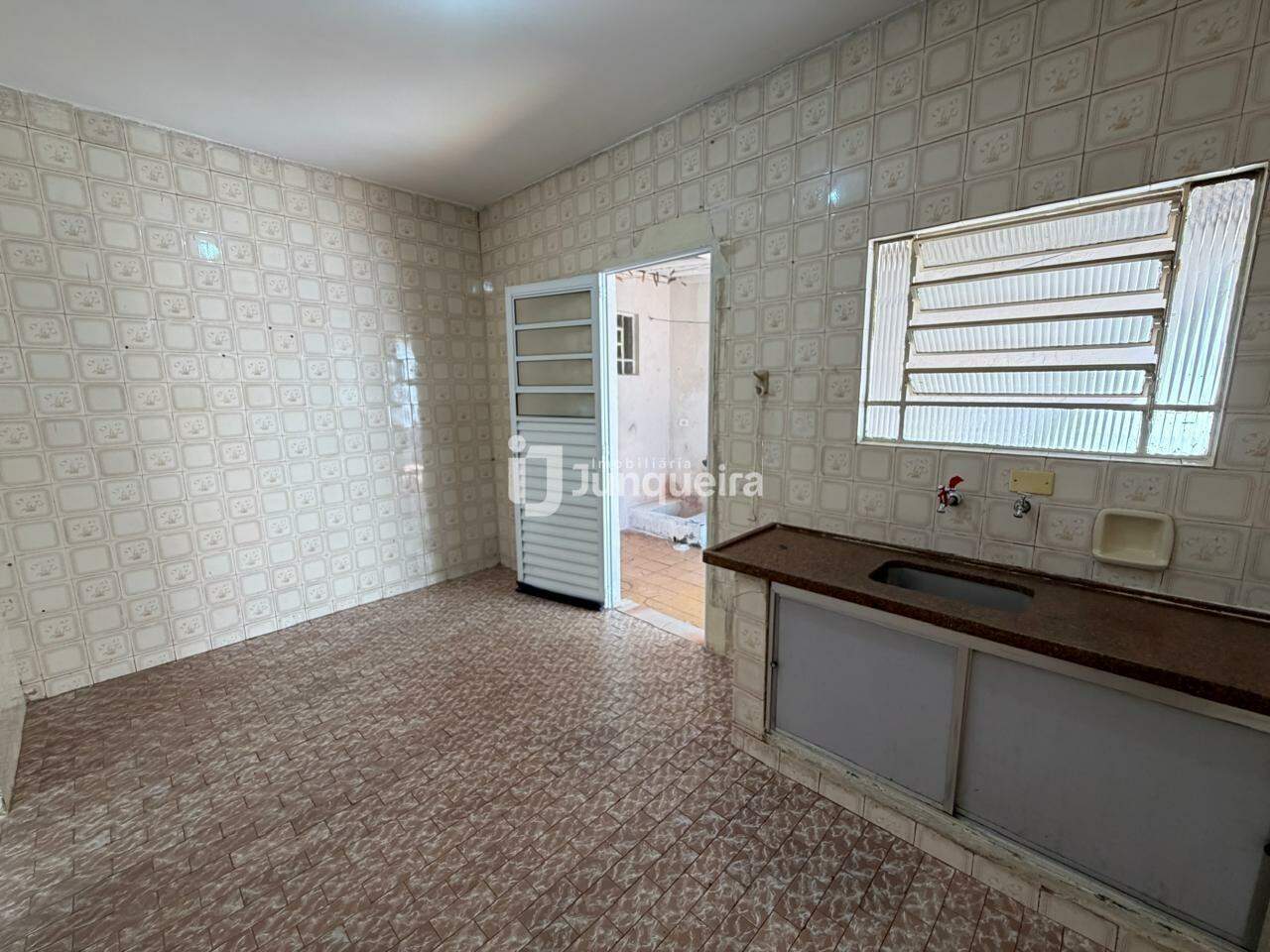 Casa à venda, 2 quartos, no bairro Paulista em Piracicaba - SP