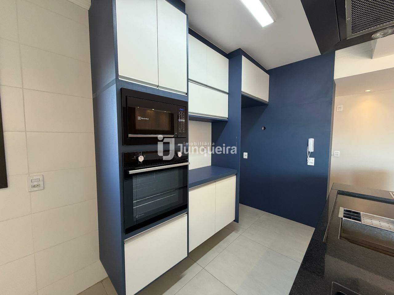 Apartamento à venda no Terraço Paulista, 3 quartos, sendo 1 suíte, 2 vagas, no bairro Paulista em Piracicaba - SP