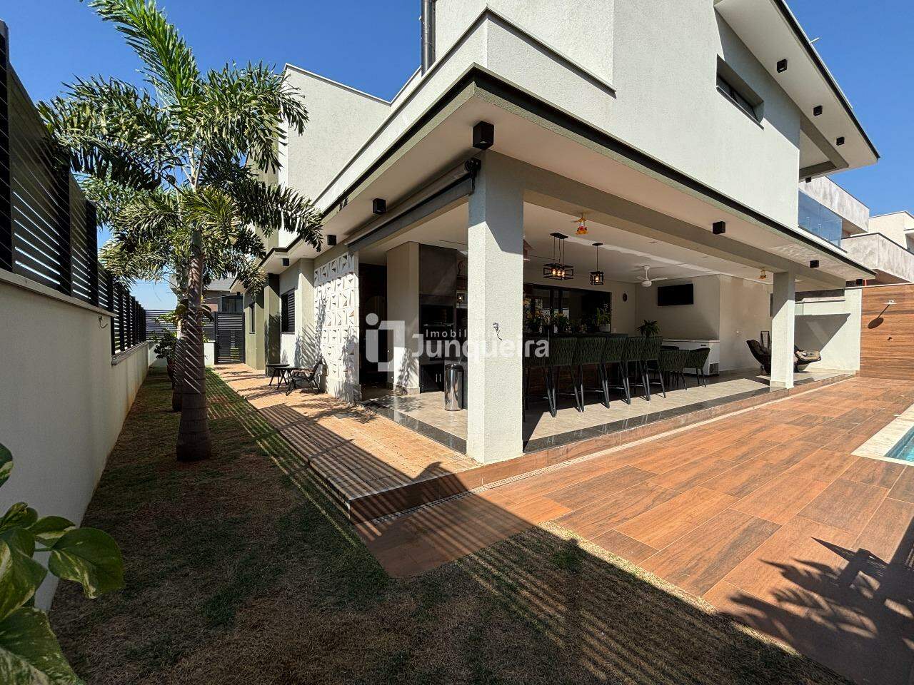 Casa em Condomínio à venda no Villa D'Aquila, 4 quartos, sendo 4 suítes, 4 vagas, no bairro Villa D'áquila em Piracicaba - SP