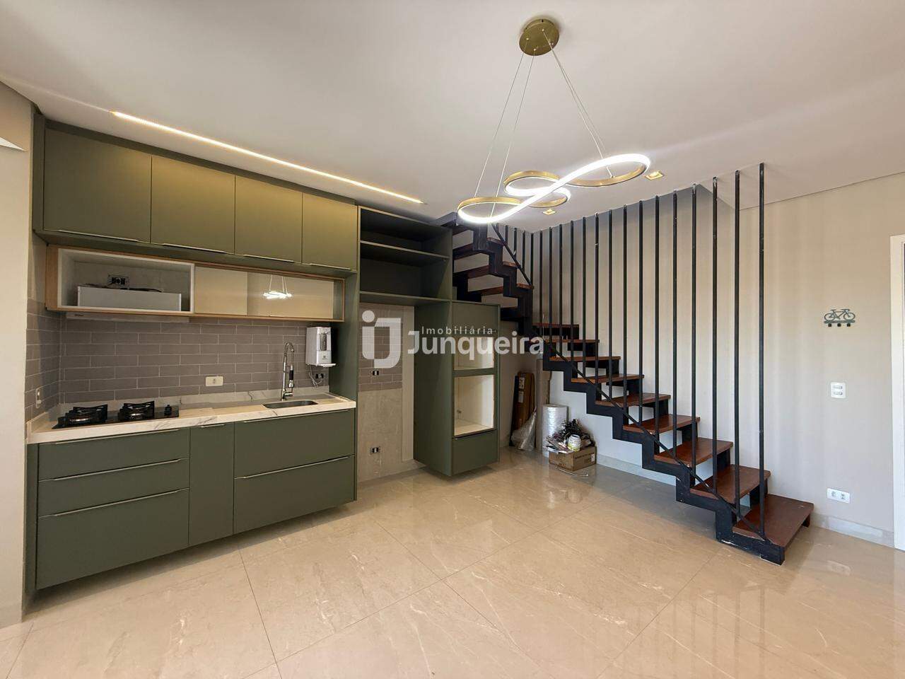 Apartamento à venda no Villa Serena, 4 quartos, sendo 2 suítes, 3 vagas, no bairro Jardim Califórnia em Piracicaba - SP