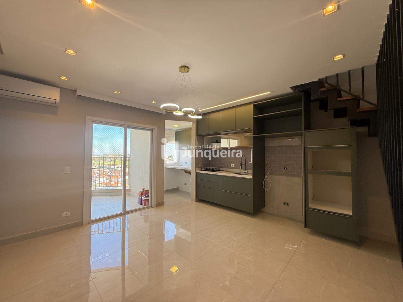 Apartamento à venda no Villa Serena, 4 quartos, sendo 2 suítes, 3 vagas, no bairro Jardim Califórnia em Piracicaba - SP