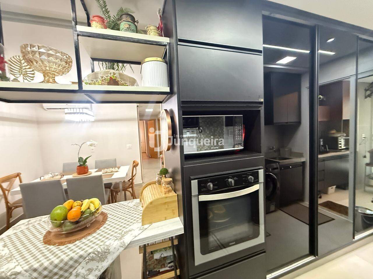 Apartamento à venda no Praça das Araucárias, 3 quartos, sendo 2 suítes, 2 vagas, no bairro São Dimas em Piracicaba - SP