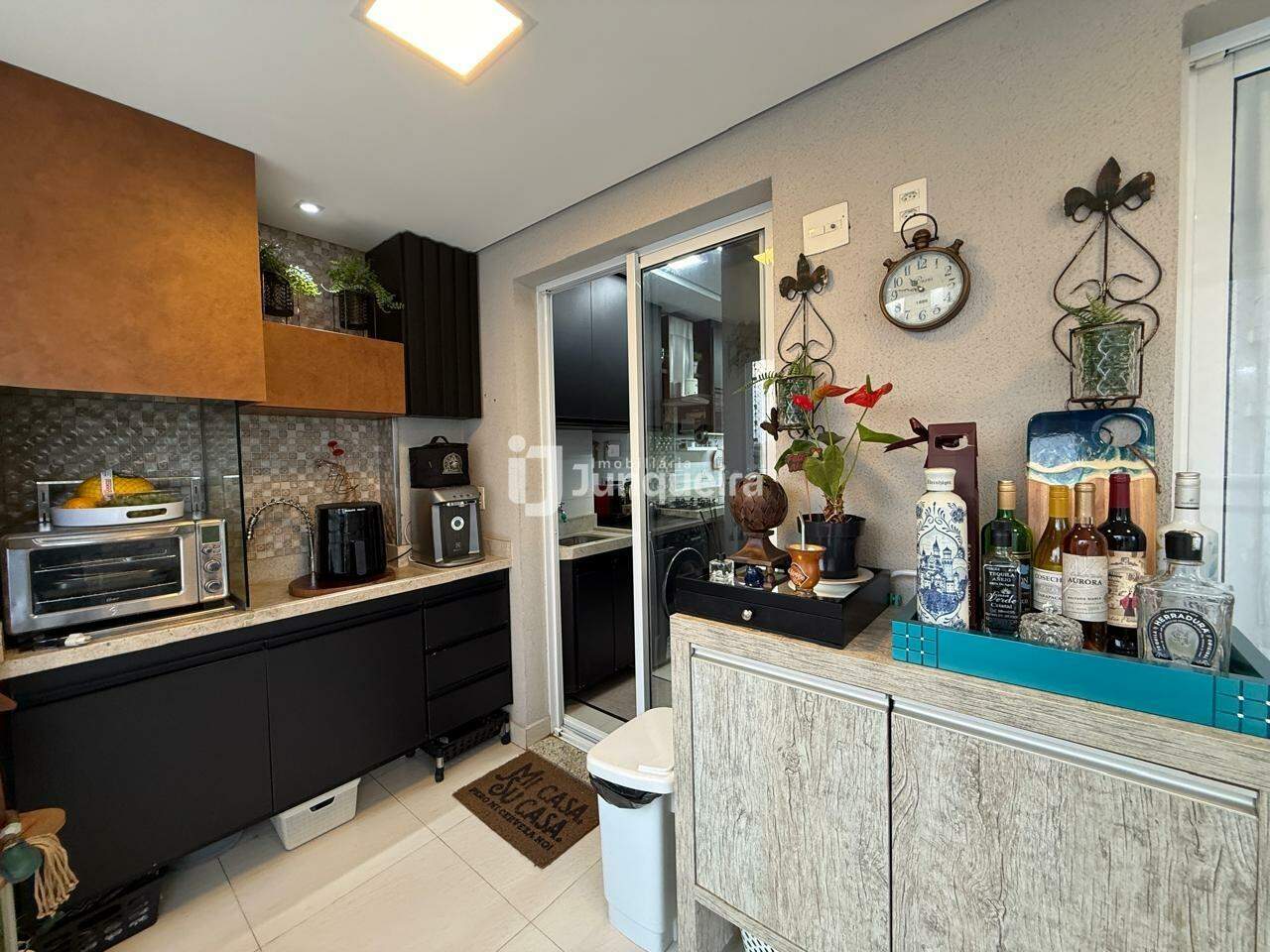 Apartamento à venda no Praça das Araucárias, 3 quartos, sendo 2 suítes, 2 vagas, no bairro São Dimas em Piracicaba - SP