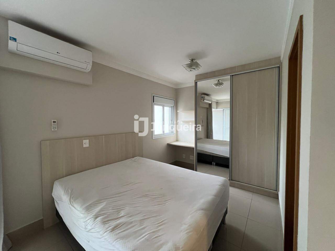 Apartamento para alugar no Studio Holland, 1 quarto, sendo 1 suíte, 1 vaga, no bairro Cidade Alta em Piracicaba - SP