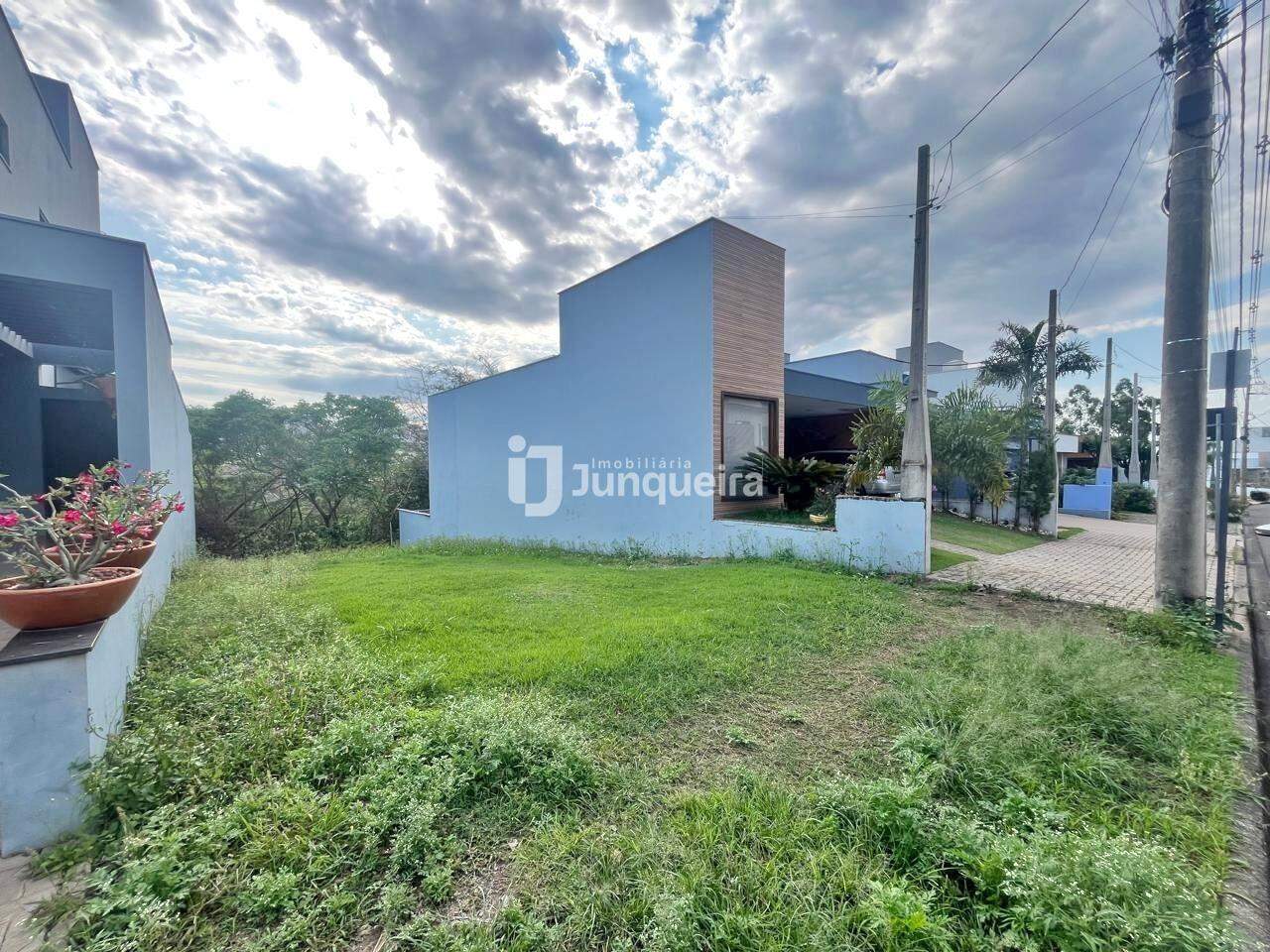 Terreno em Condomínio à venda no Reserva das Paineiras, no bairro Reserva das Paineiras em Piracicaba - SP