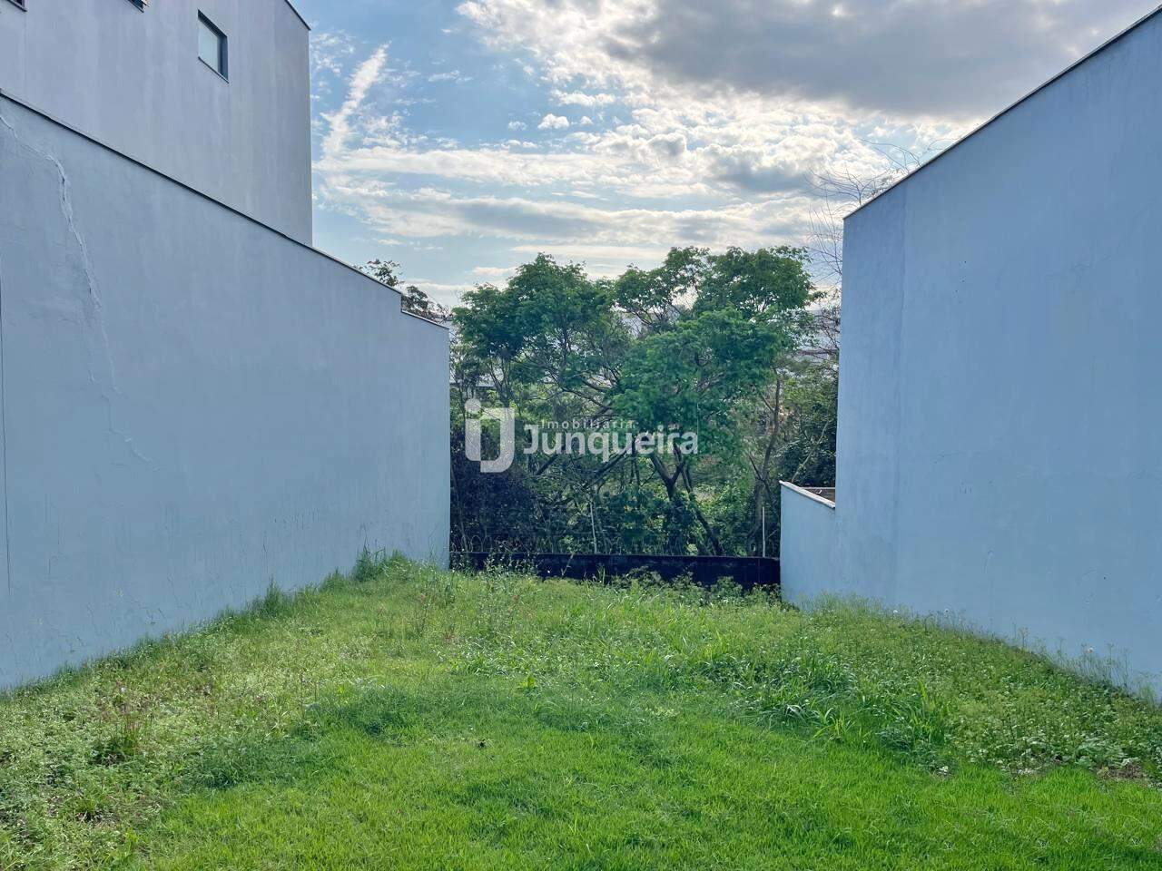Terreno em Condomínio à venda no Reserva das Paineiras, no bairro Reserva das Paineiras em Piracicaba - SP